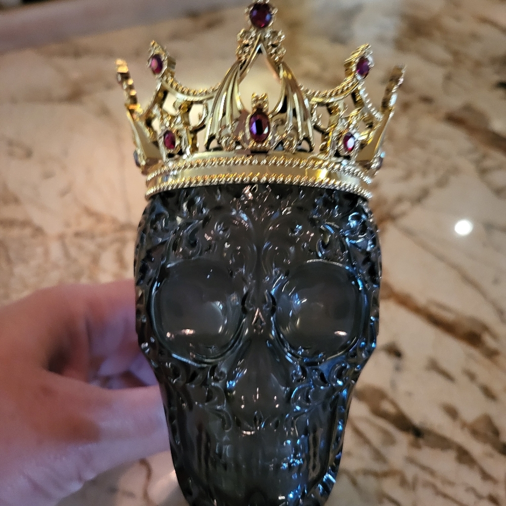 NWT Bath & Body Works Skull Crown Light Up Scent Bulbs Wallflower Plug-In RARE - Picture 11 of 12